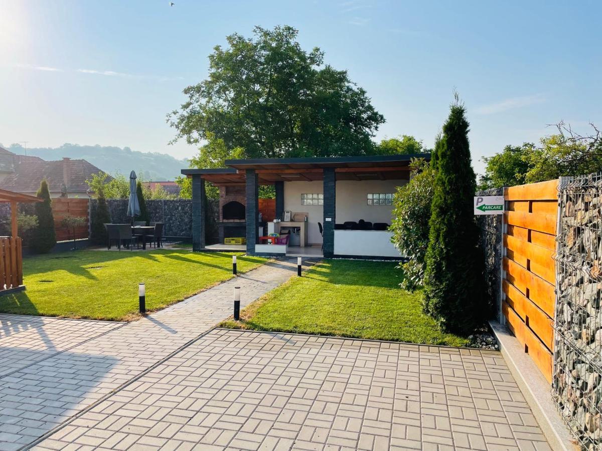 Casa Sorriso Hotel Turda Buitenkant foto