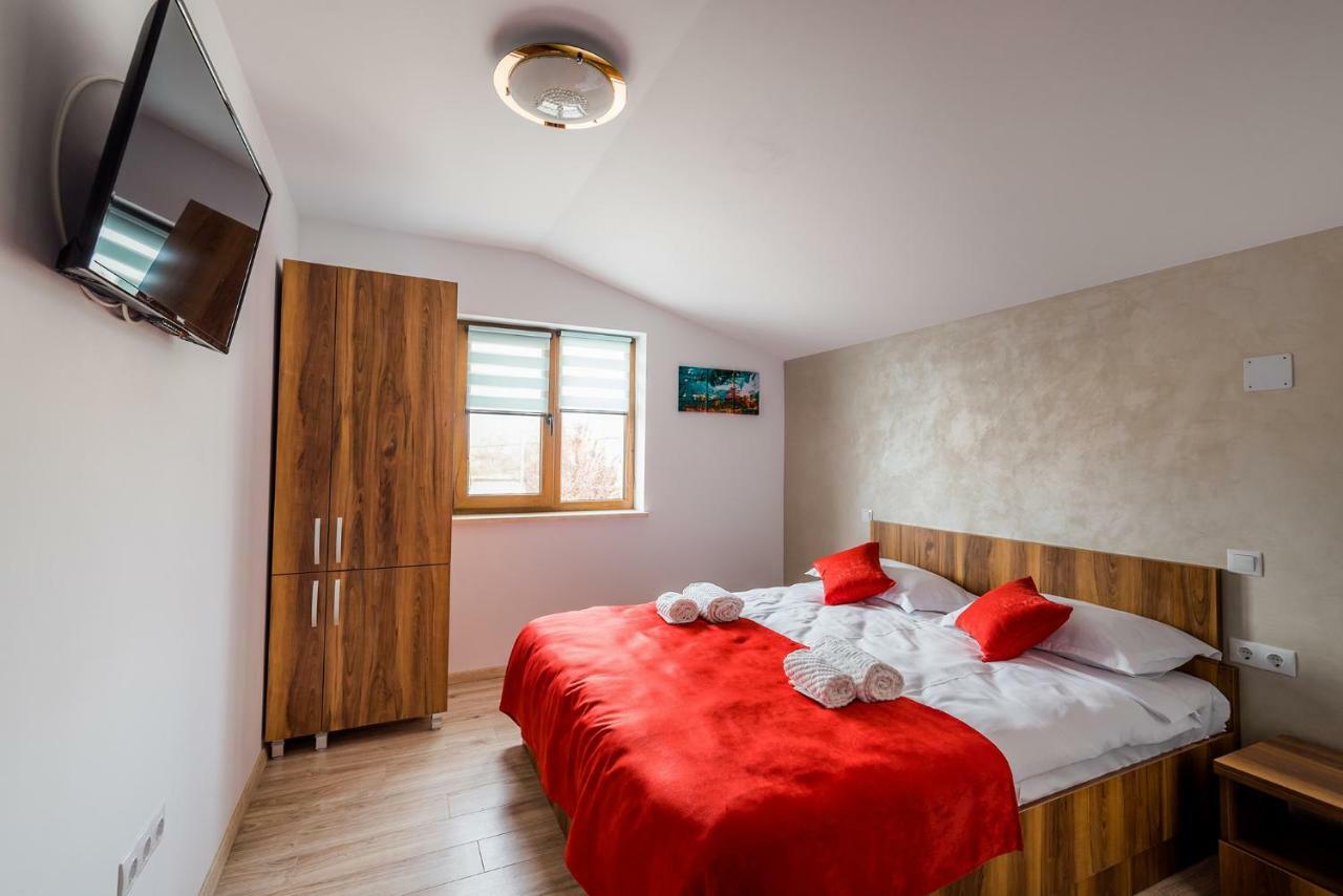 Casa Sorriso Hotel Turda Buitenkant foto