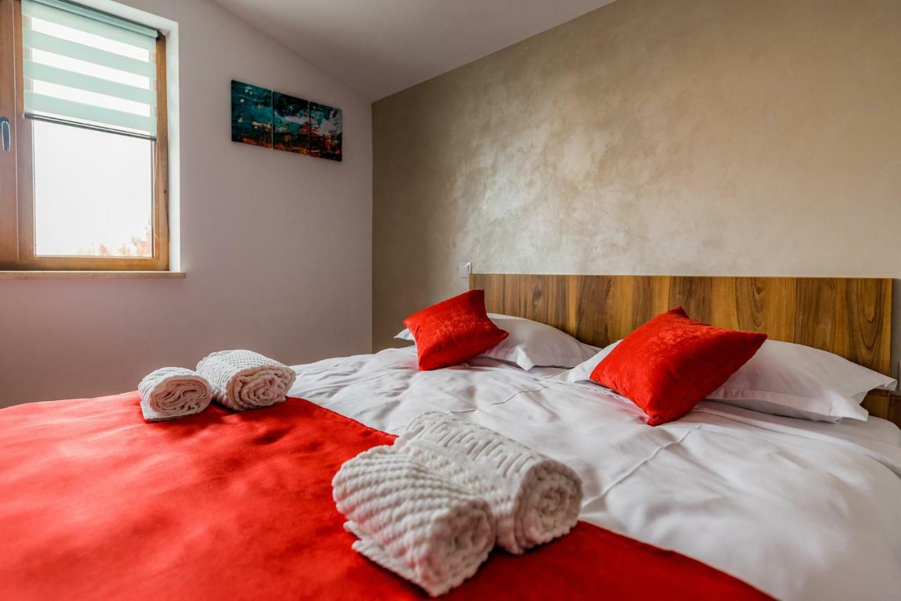 Casa Sorriso Hotel Turda Buitenkant foto