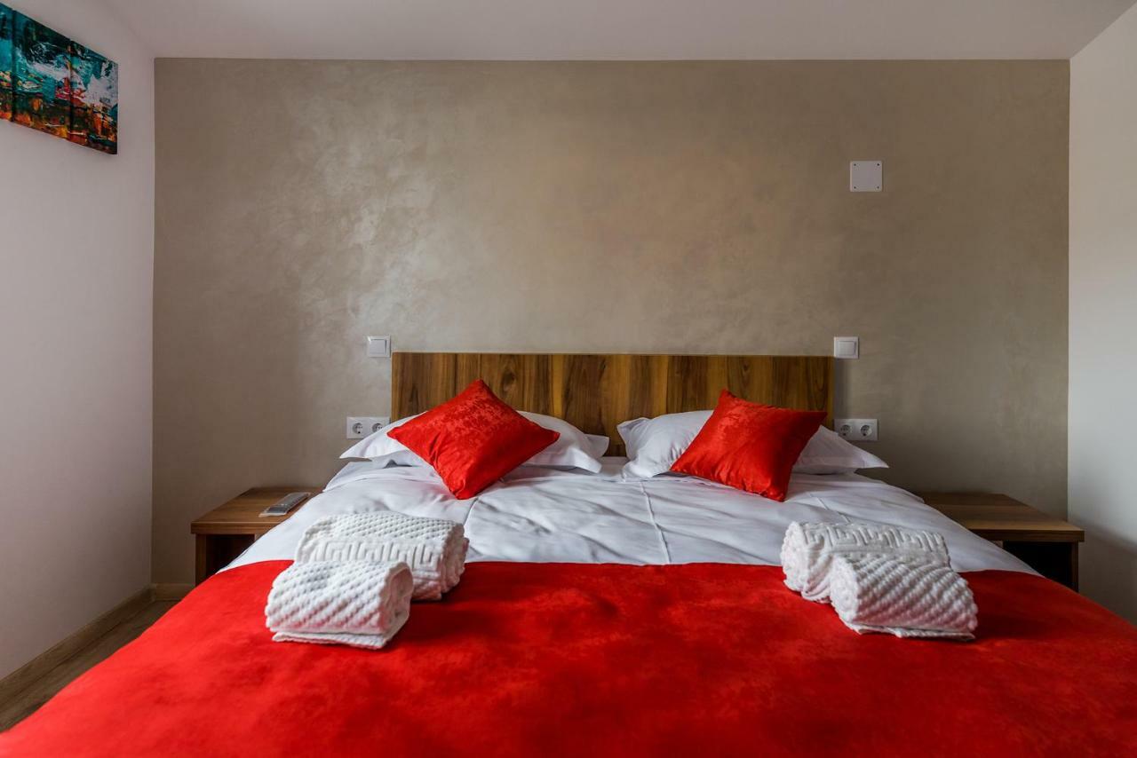 Casa Sorriso Hotel Turda Buitenkant foto